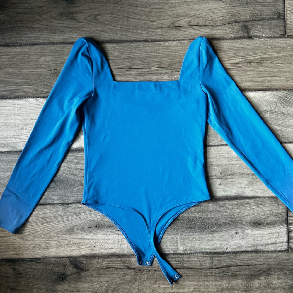 Babaton Blue Square Neck Longsleeve Bodysuit - Picture 2 of 5